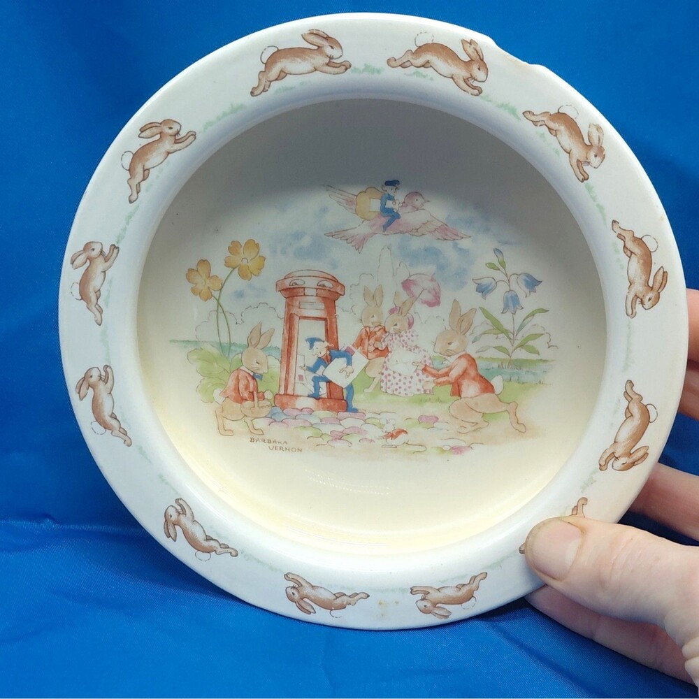 Royal Doulton Bunnykins Ceramic Round Bowl, Rabbits Pattern, Glossy Finish